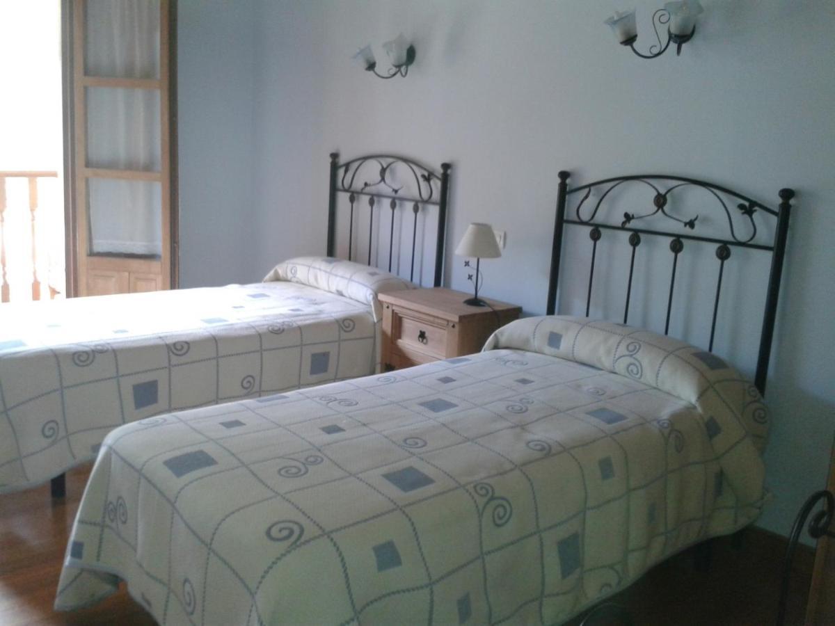 Viviendas Rurales Aldea De Dosamantes Pesaguero-La Parte Exteriör bild