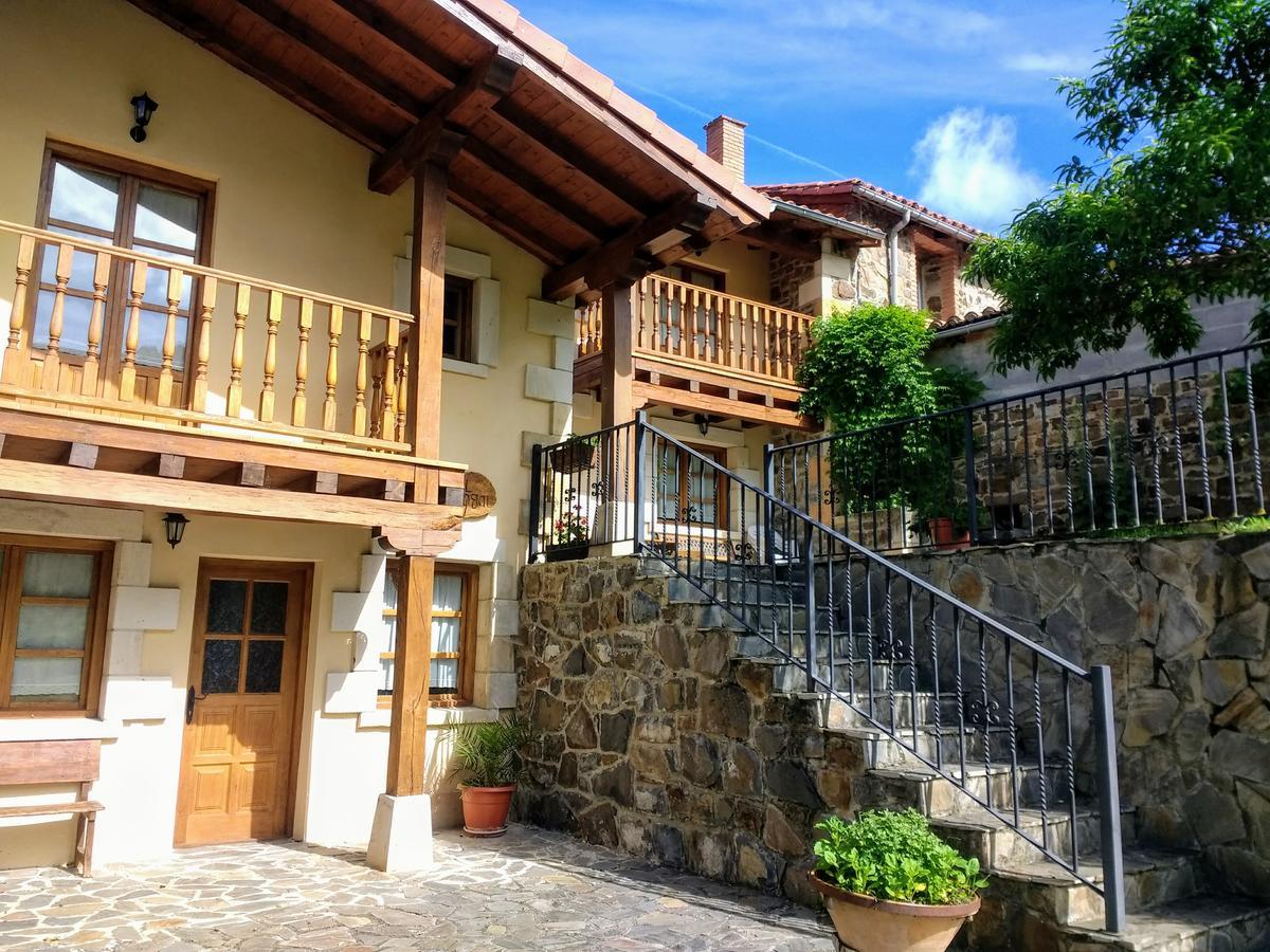 Viviendas Rurales Aldea De Dosamantes Pesaguero-La Parte Exteriör bild