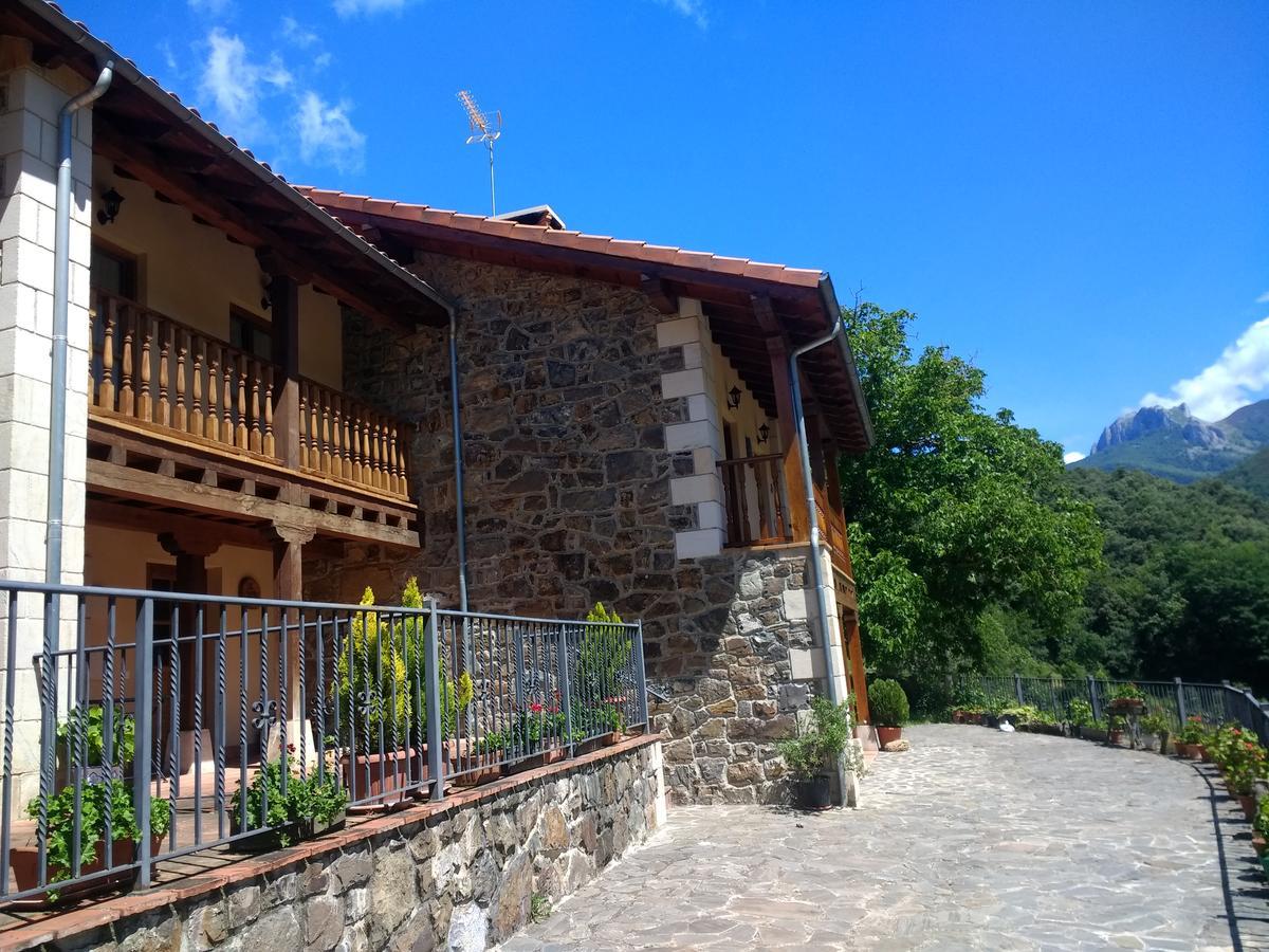 Viviendas Rurales Aldea De Dosamantes Pesaguero-La Parte Exteriör bild